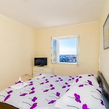 Appartement Nikos Sea View - Two Bedroom With Balcony And Sea View *