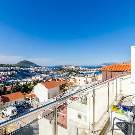 Nikos Sea View - Two Bedroom With Balcony And Sea View 두브로브니크